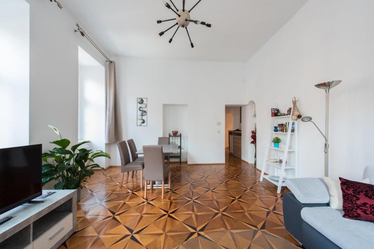 וינה Belvedere Central Apartment מראה חיצוני תמונה